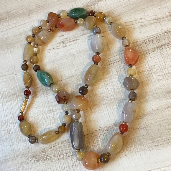 Chalcedony Necklace - Picture 1 of 3